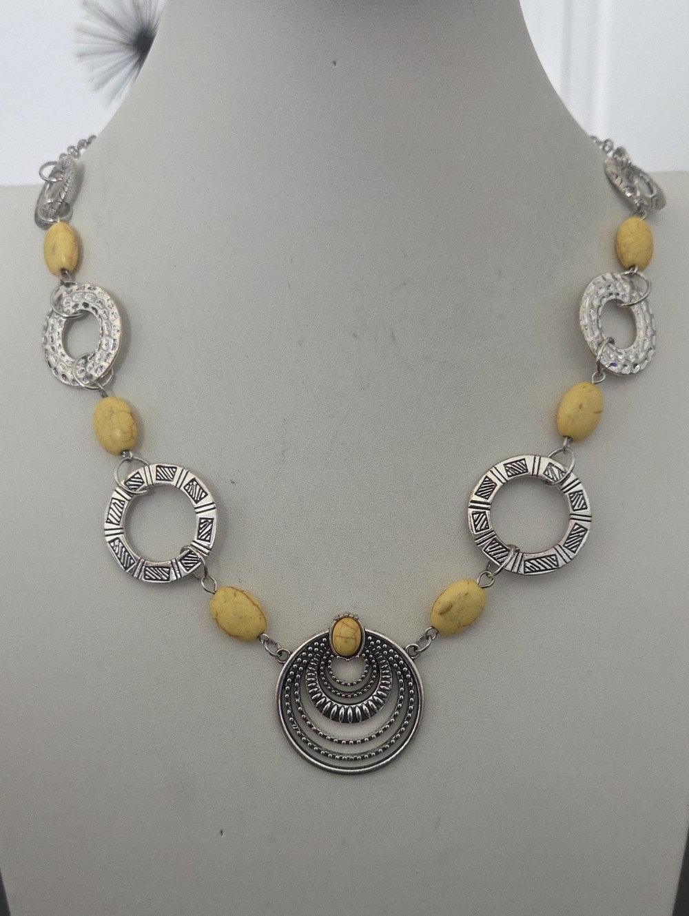 Paparazzi Zen Trend Yellow Necklace NWT